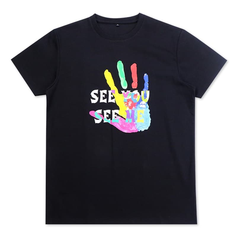 "See You See Me" Vibrant Handprint Graphic T-Shirt - Black